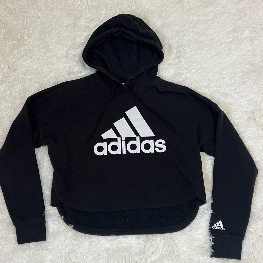 Adidas Women’s Black Logo Cropped Hoodie Size MediumPullover Athletic Sweatshirt